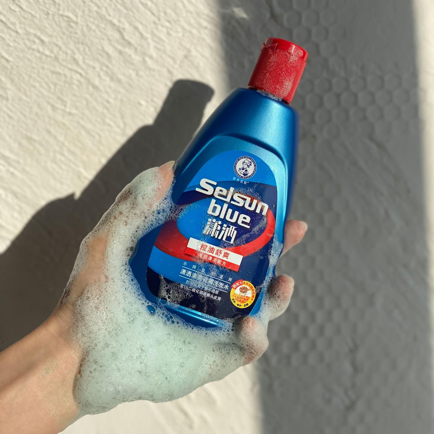 怎样快速去除头皮屑不用洗发水 v2-f432605c9e297eb8ccc81e4dc8608d6a_1440w.jpg?source=172ae18b