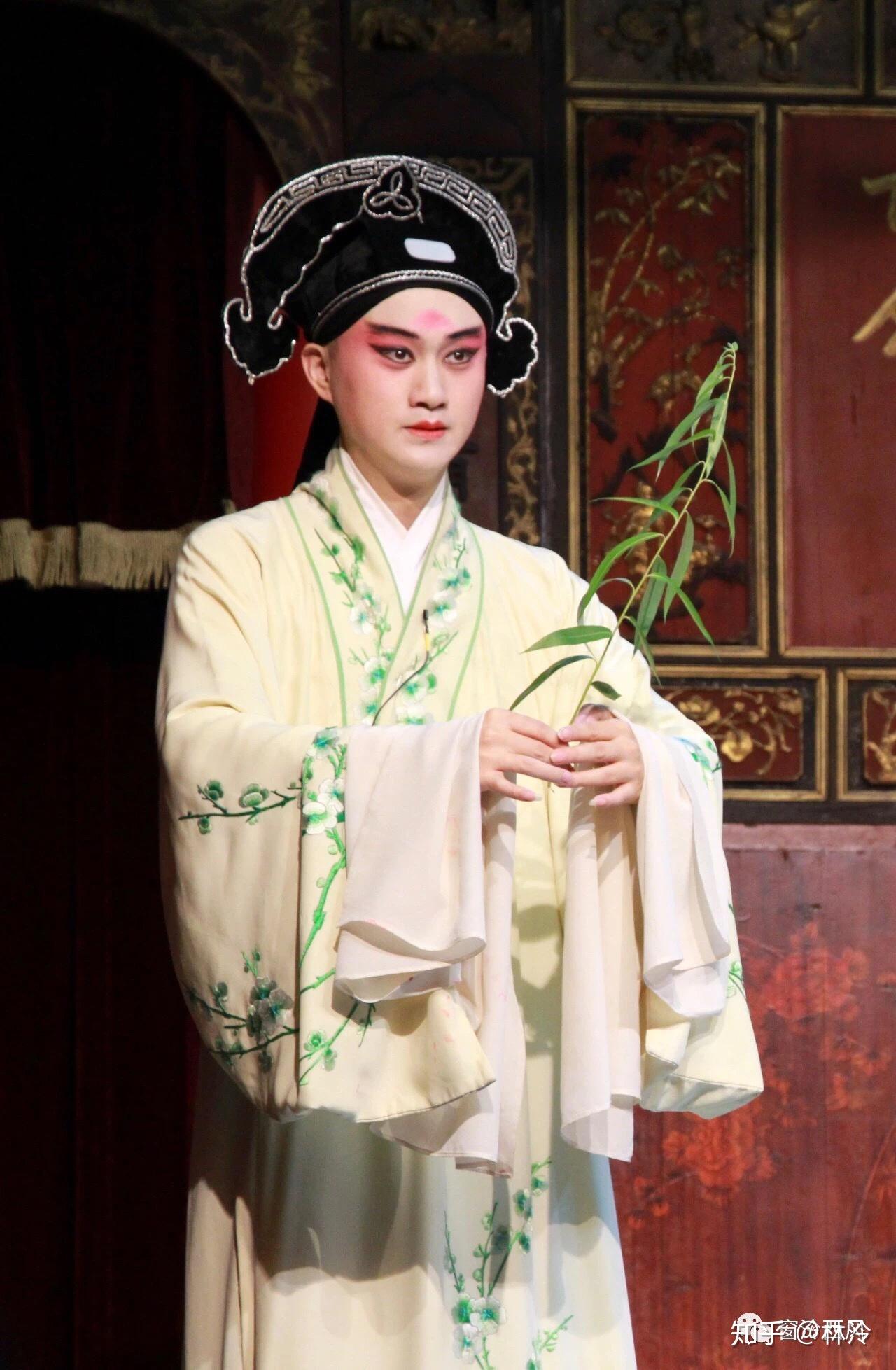 昆曲中属于巾生的人物有哪些? - 知乎