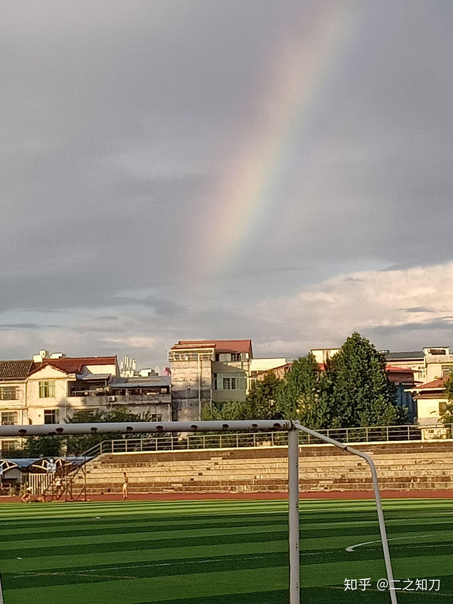 龙南中学是一个什么样的学校? - 知乎