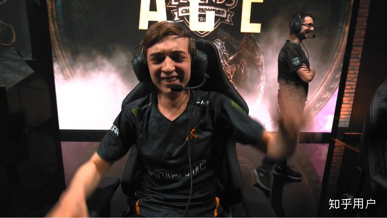 如何评价fnc中单caps