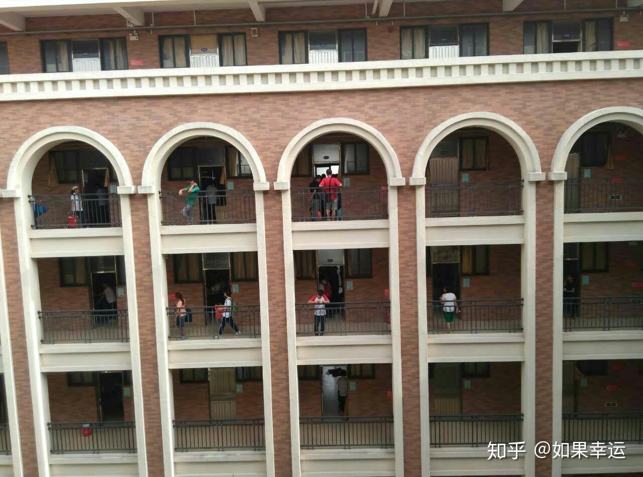 中山市华侨中学女生宿舍怎么样的最好有图片