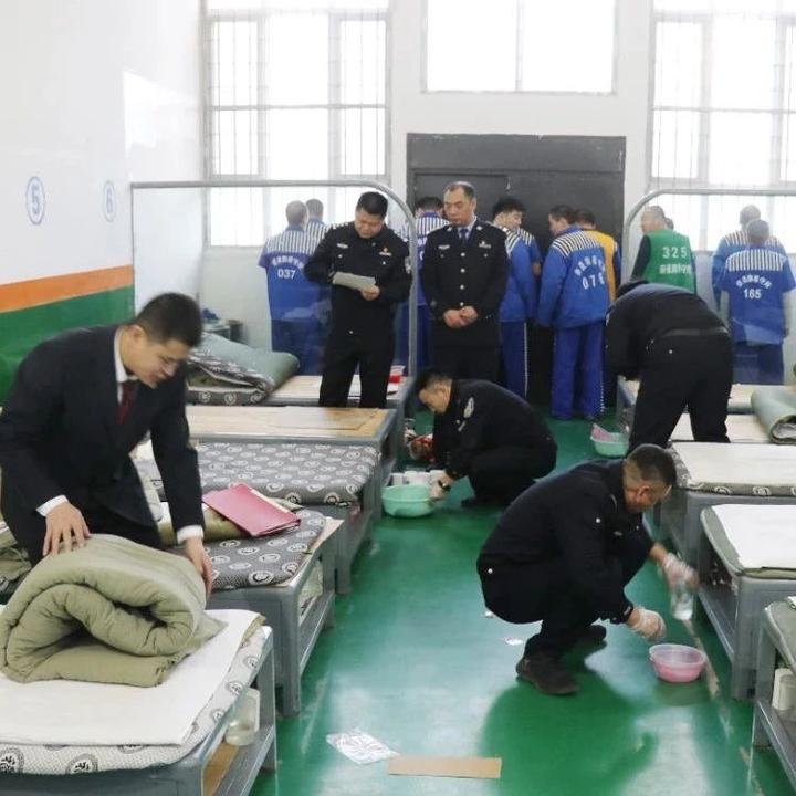 奈曼旗检察院联合看守所,武警中队开展春节前监管场所安全大检查
