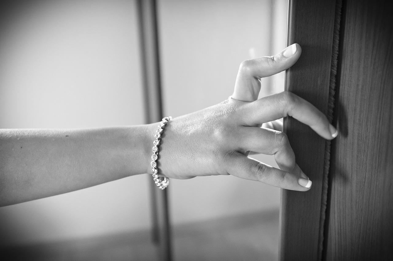 3. 钢钉枪适用场景