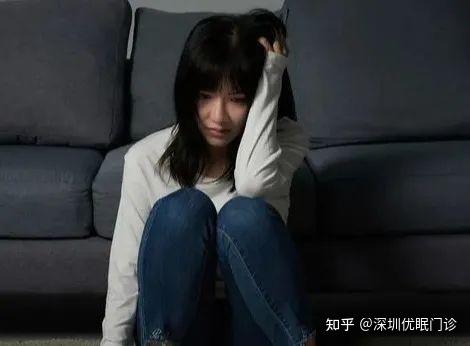 什么是幻觉、幻听、幻视?精神分裂症患者的幻听有什么特点? - 知乎