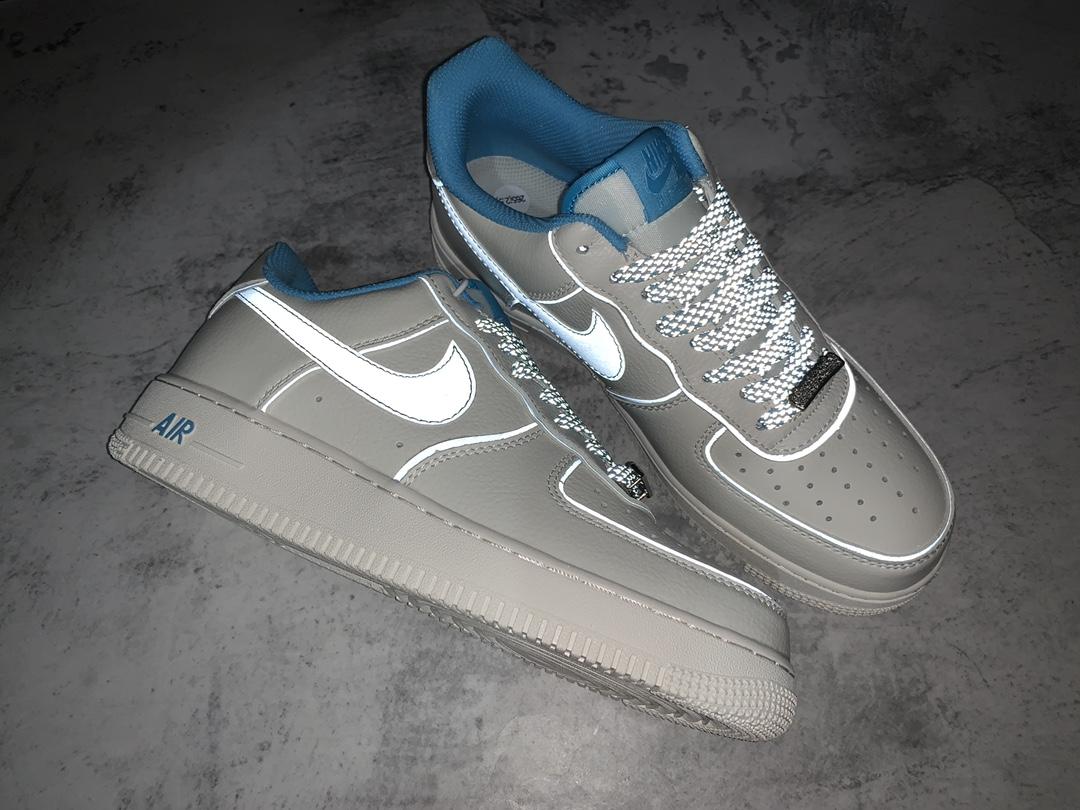 耐克反光夜魔侠nikeairforce1low米白蓝低帮空军一号运动鞋