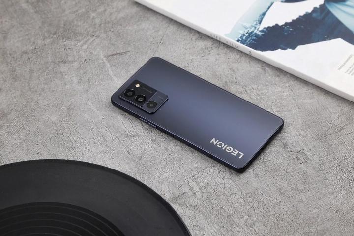 轻薄性能我都有联想拯救者y70上手体验