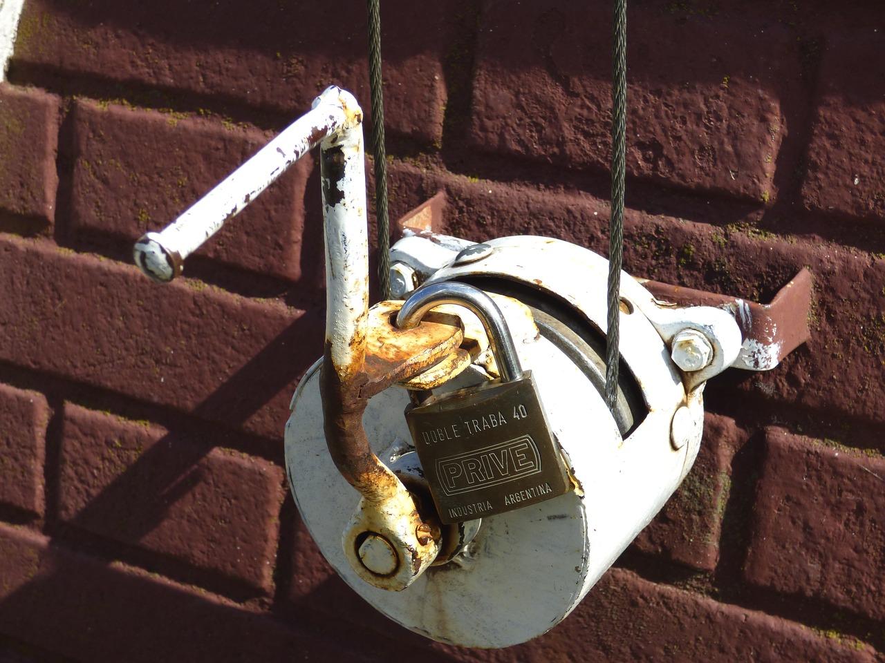 雨伞弹簧卡扣怎么安装