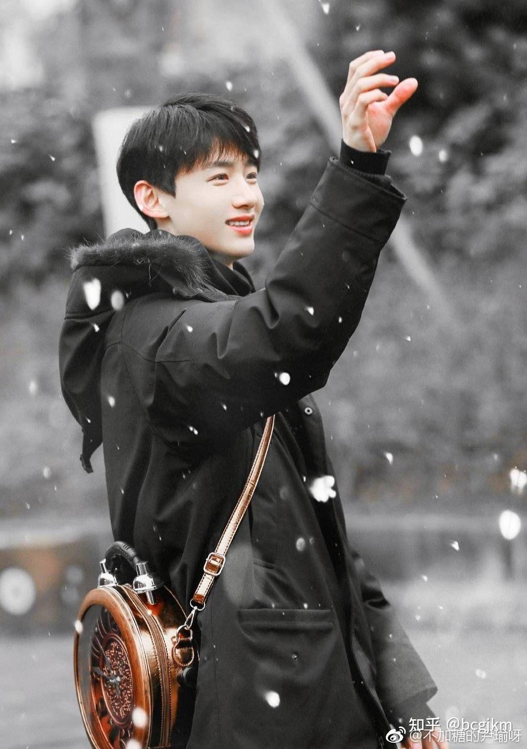 有没有白敬亭很惊艳的照片