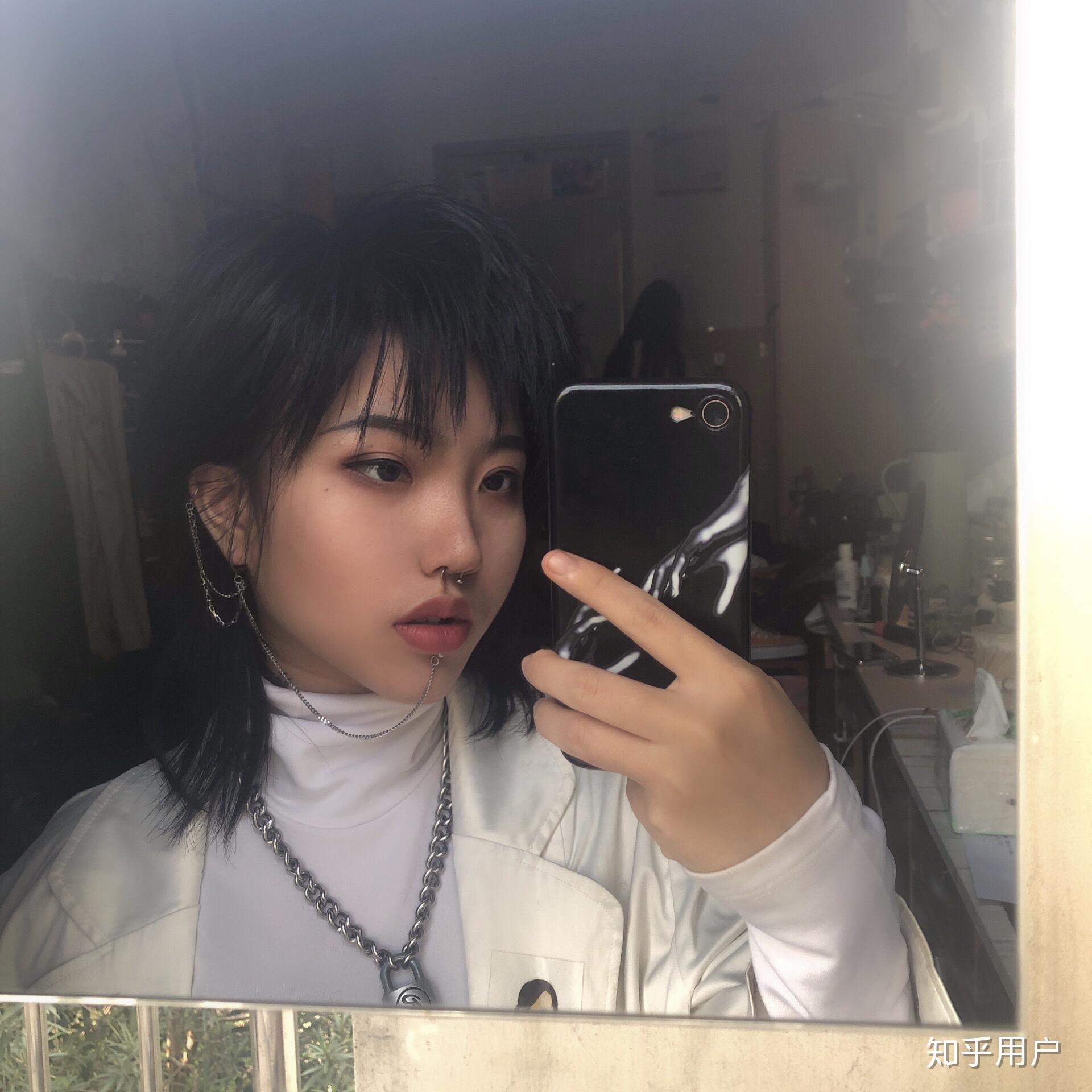 鲻鱼头发型女生有留的吗