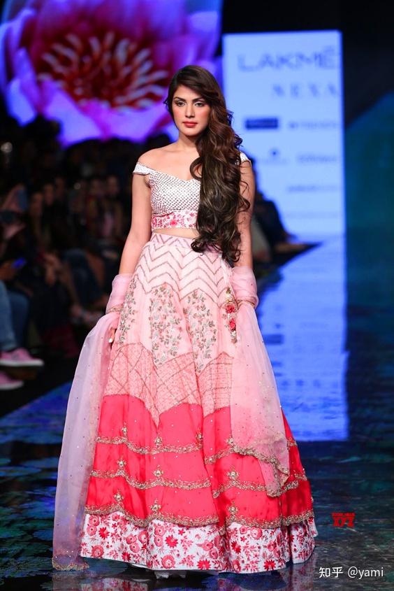 为什么印度的雅利安人肤色很黑,完全不像欧洲雅利安人那样金发碧眼?