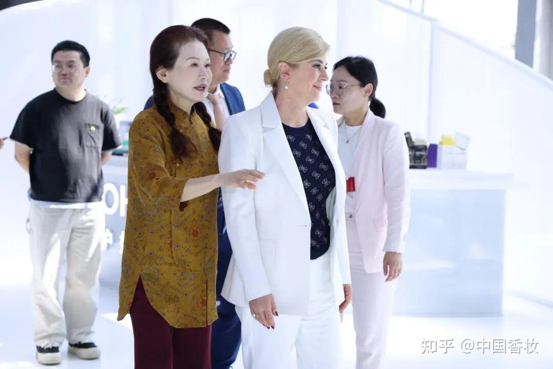点赞华熙生物!赵燕"2025可持续全球领导者大会"演讲引爆全场