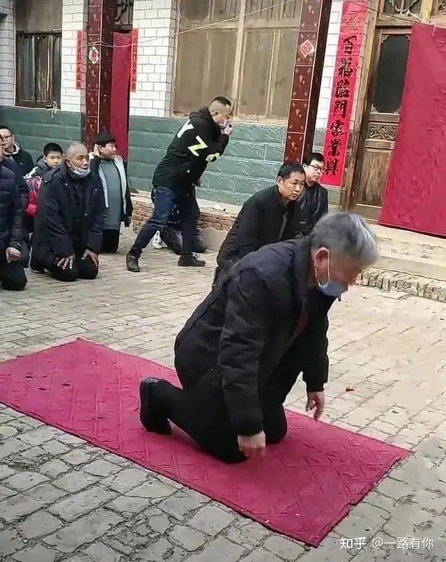 你知道吗?磕头也是有说法的。 - 知乎