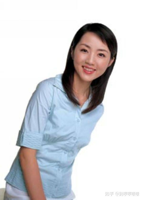 “天气预报”杨丹:40岁高龄产子,主持26年容貌还宛如少女 - 知乎