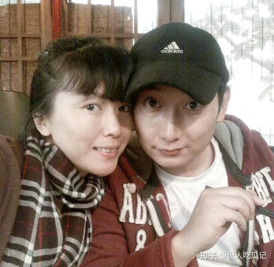 马元:因《血色浪漫》成名,不懂浪漫的他与演员妻子恩爱15年,成了惹人羡的模范夫妻 - 知乎