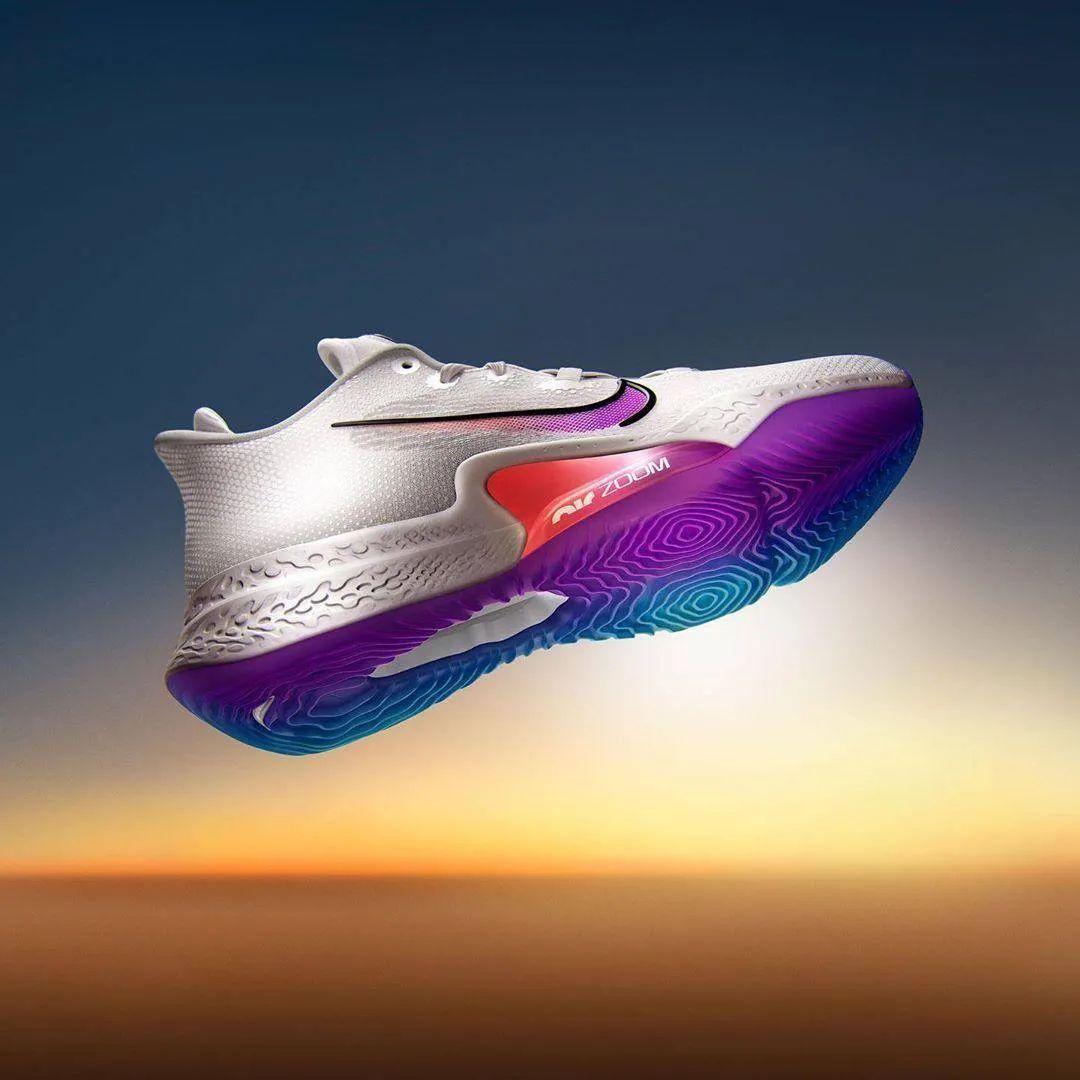 Nike放大招了!双Zoom气垫+3层React缓震,又一顶级球鞋诞生了! - 知乎