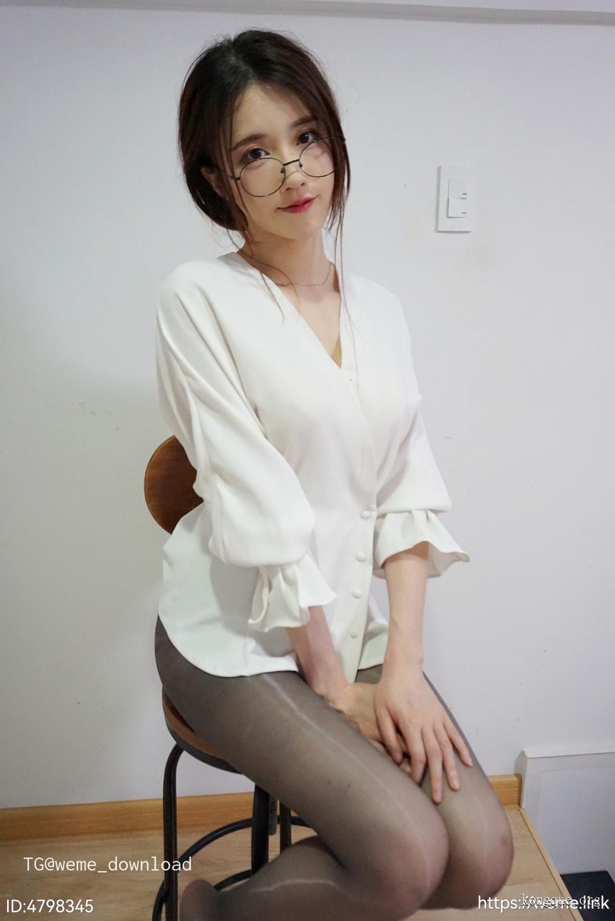 轩子巨二兔(轩子巨2兔) - 微密圈套图&视频[28套-2026.2]-佳人吧