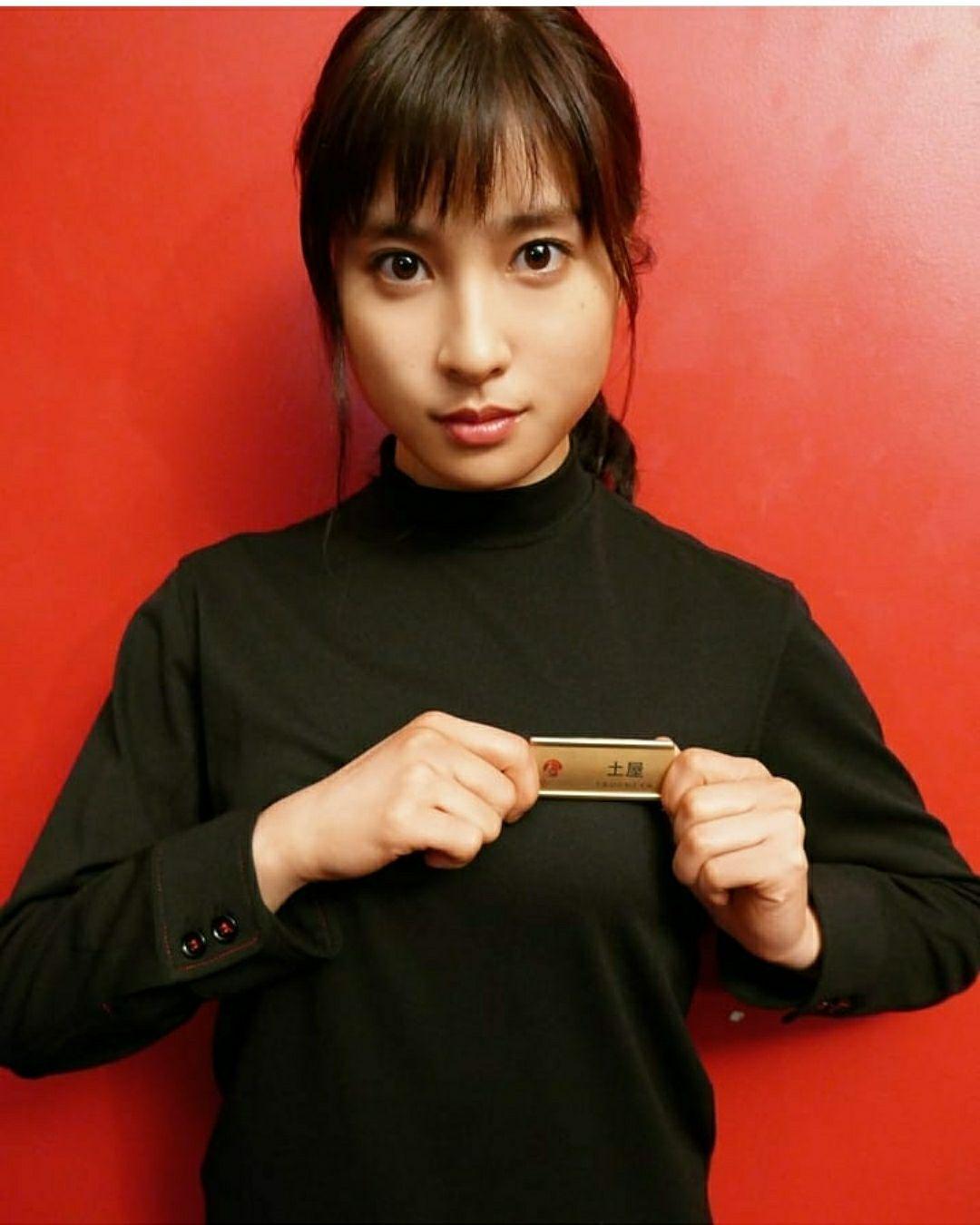 土屋太凤为什么显脸大