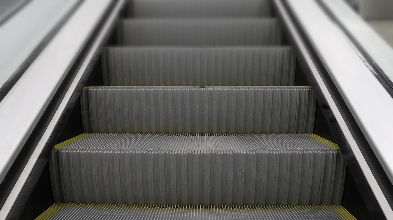 4. 梯阶尺寸标准