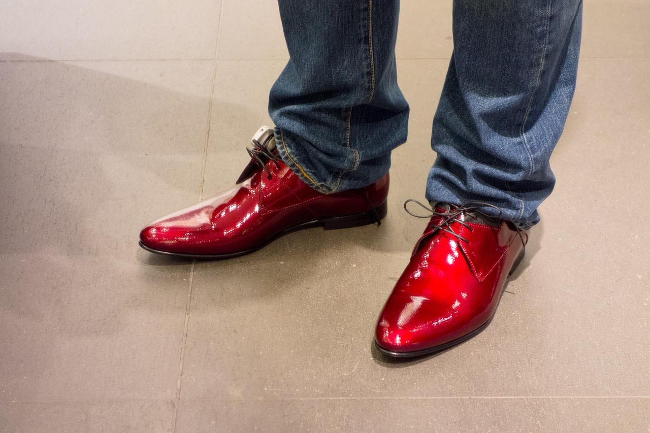 如何清理磨砂皮鞋