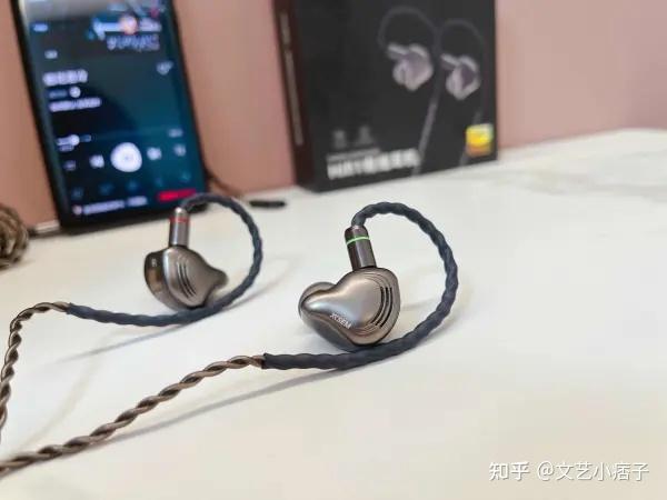 百元黑马!西圣HiFi 1有线耳机,音质与舒适双杀!