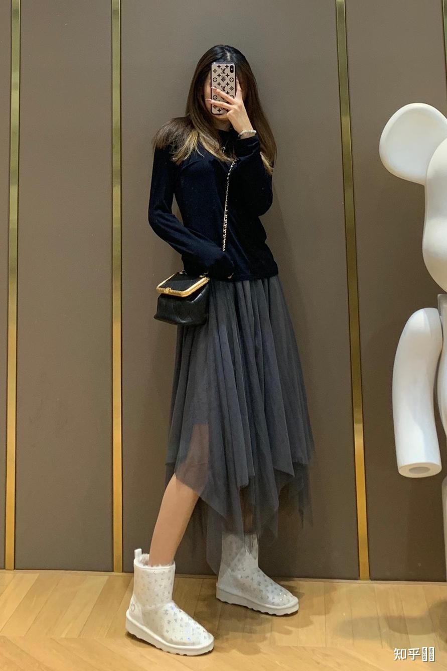 半身纱裙配什么衣服