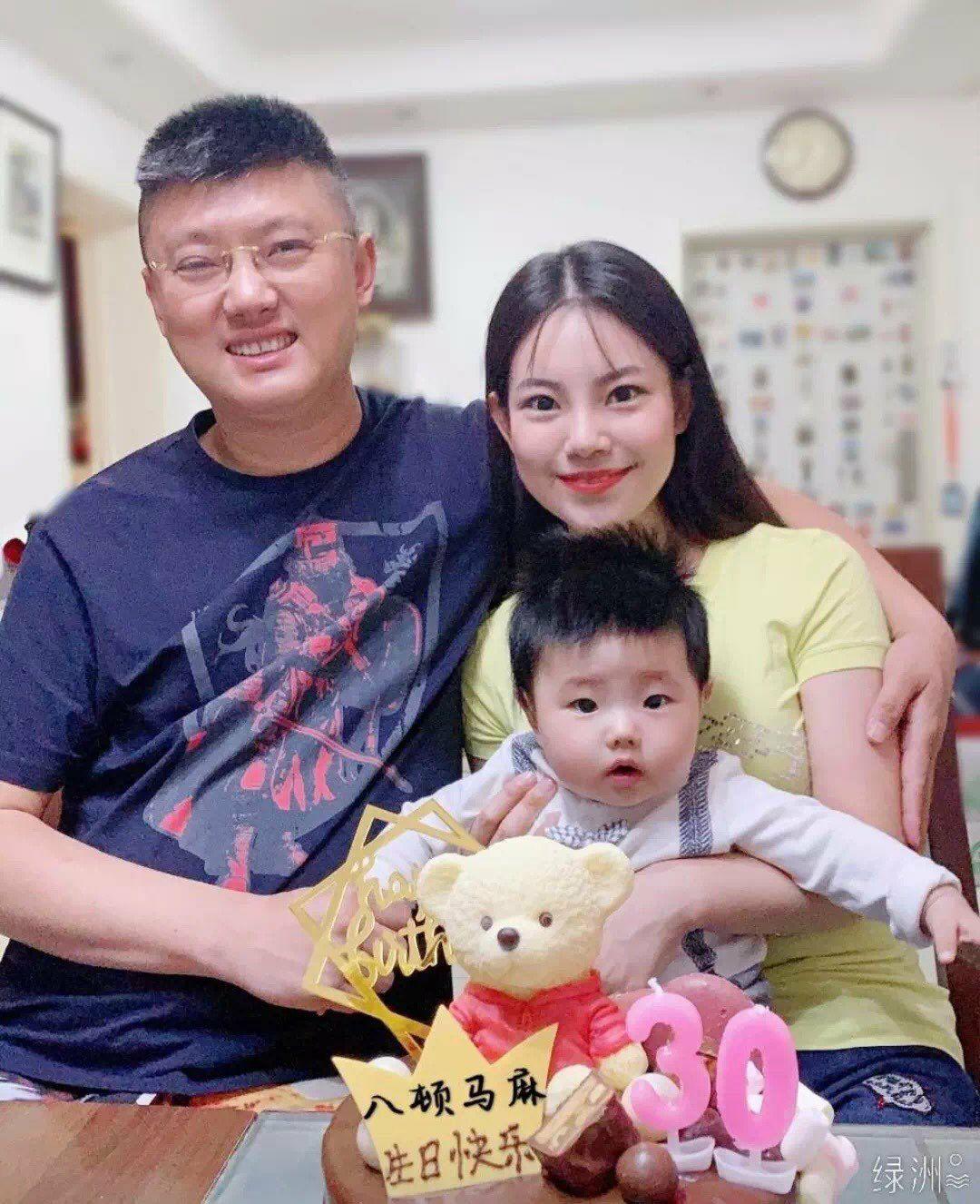 如何评价袁腾飞?