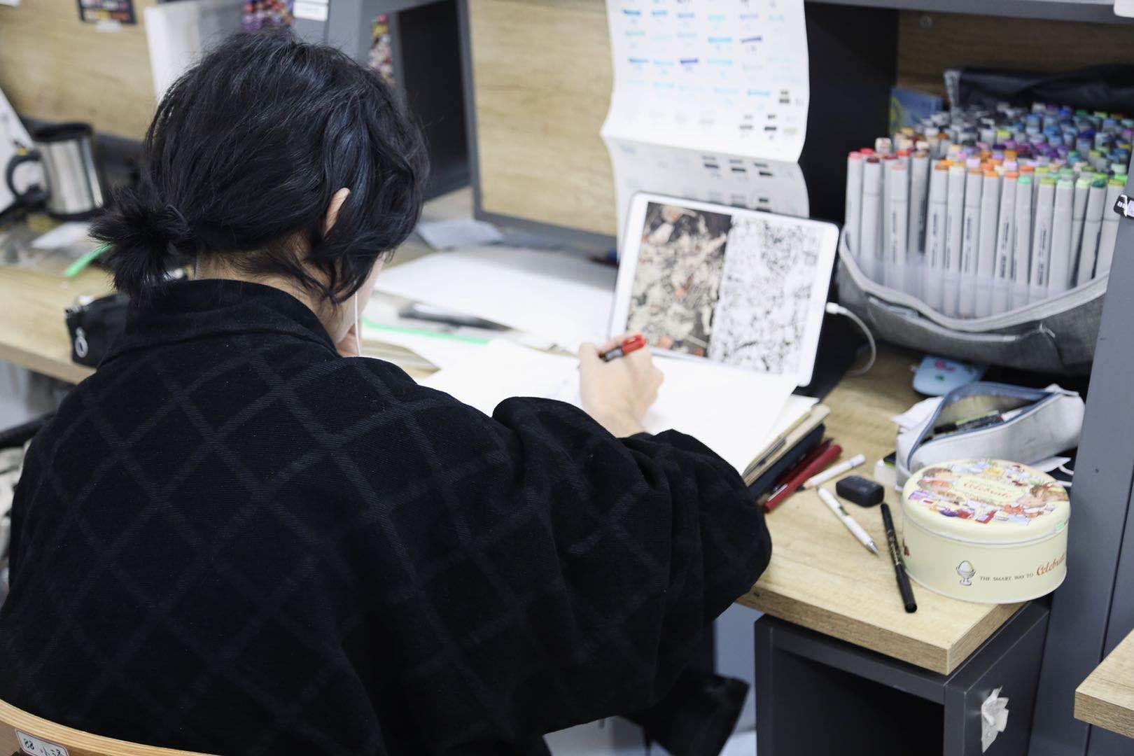 张默然画室日常-漫画联合创作 - 知乎