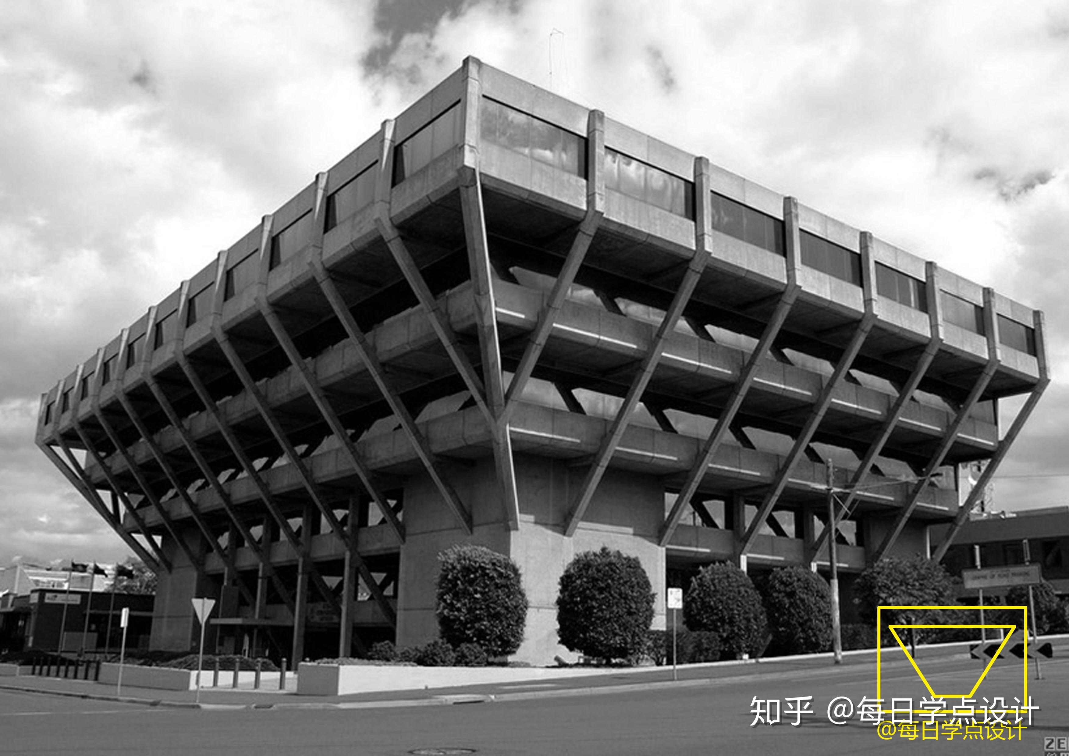 既然三角形是世界上最稳固的结构,为什么建筑不都做成金字塔的样子呢?