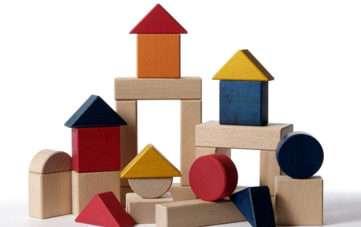 魏叫小兽非洲鼓的积木和拼图思维