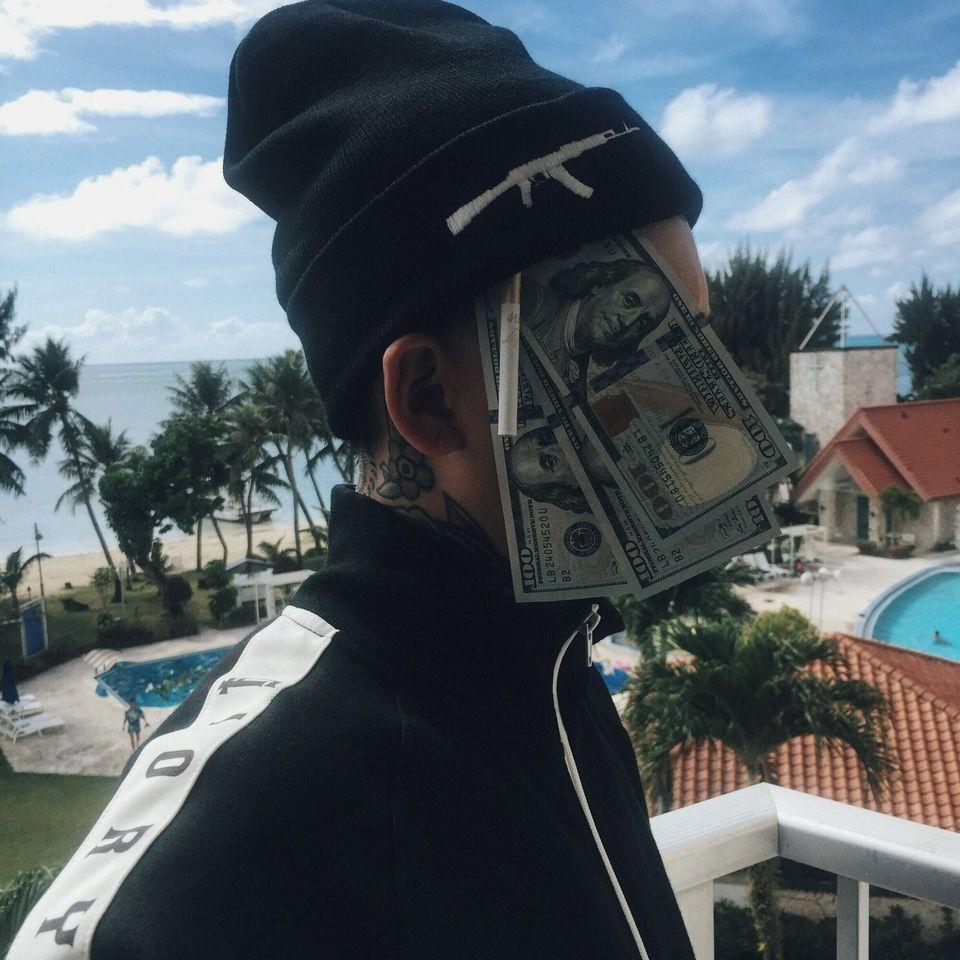 有哪些适合男生用的超级酷的微信头像