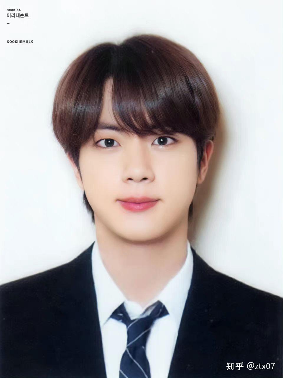 有没有防弹少年团证件照啊啊啊最好是郑号锡的