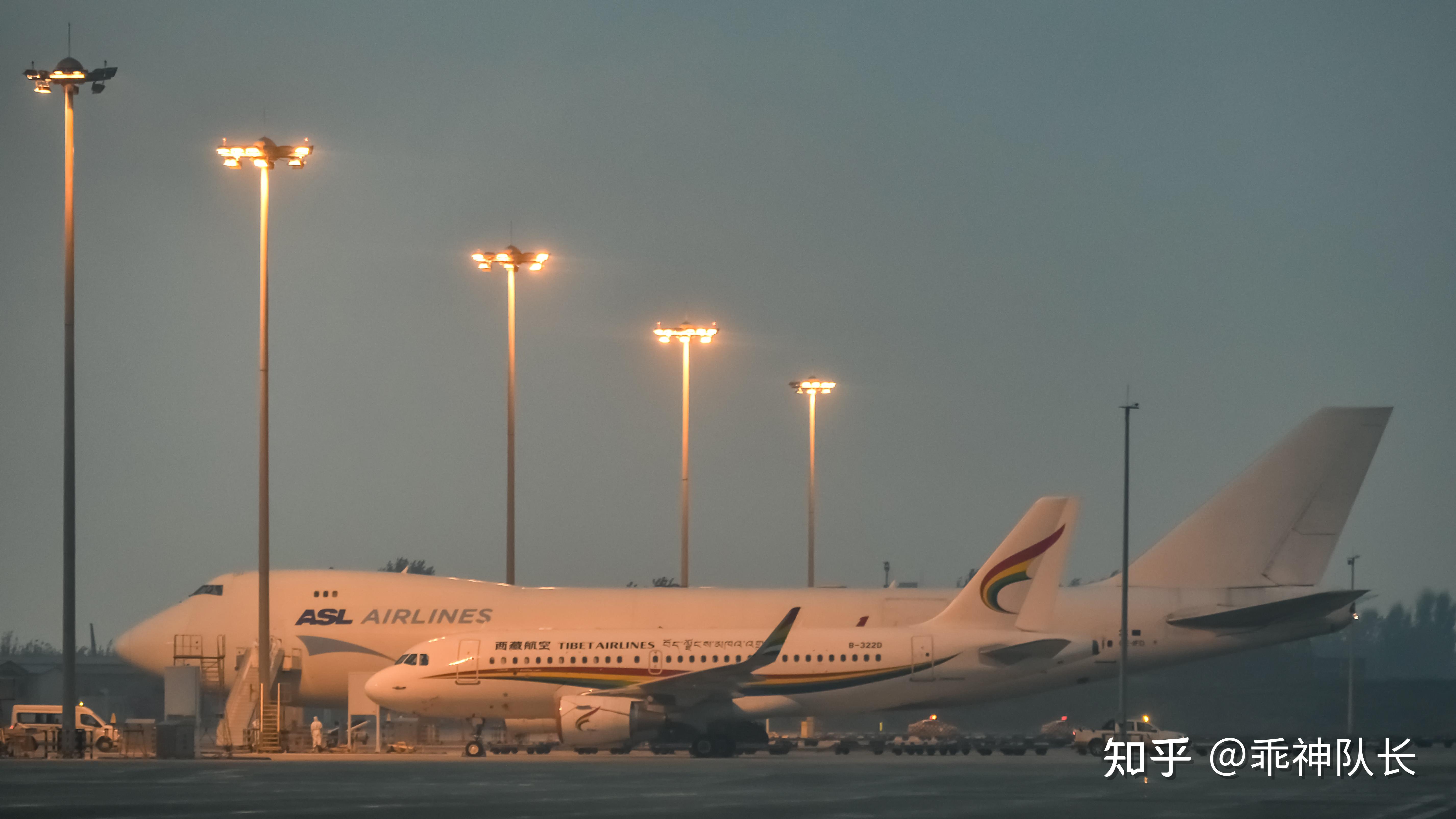 你拍过哪些富有氛围感的飞机飞机场照片