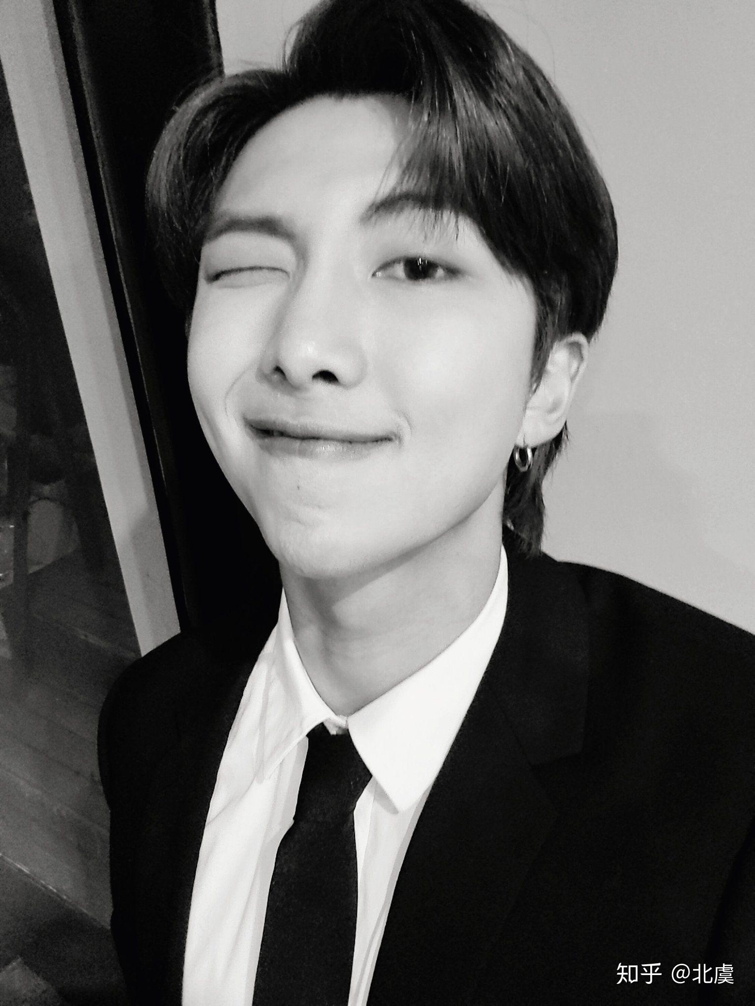 有没有金南俊的神图(这哥的不好找啊)? - 知乎