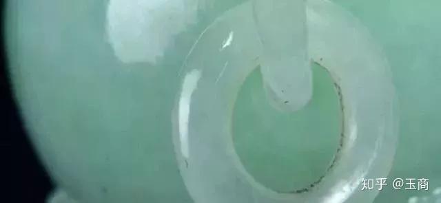 捡宝真事：1万欧元买的翡翠香炉，专家鉴定后价值30万！ - 知乎