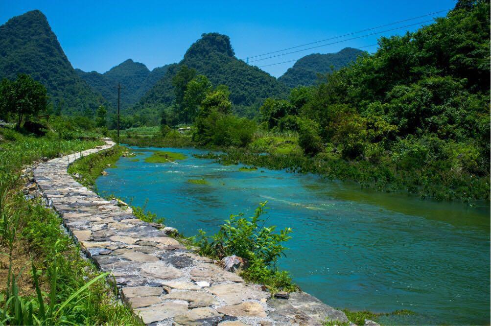 贵州旅游景点有哪些推荐？