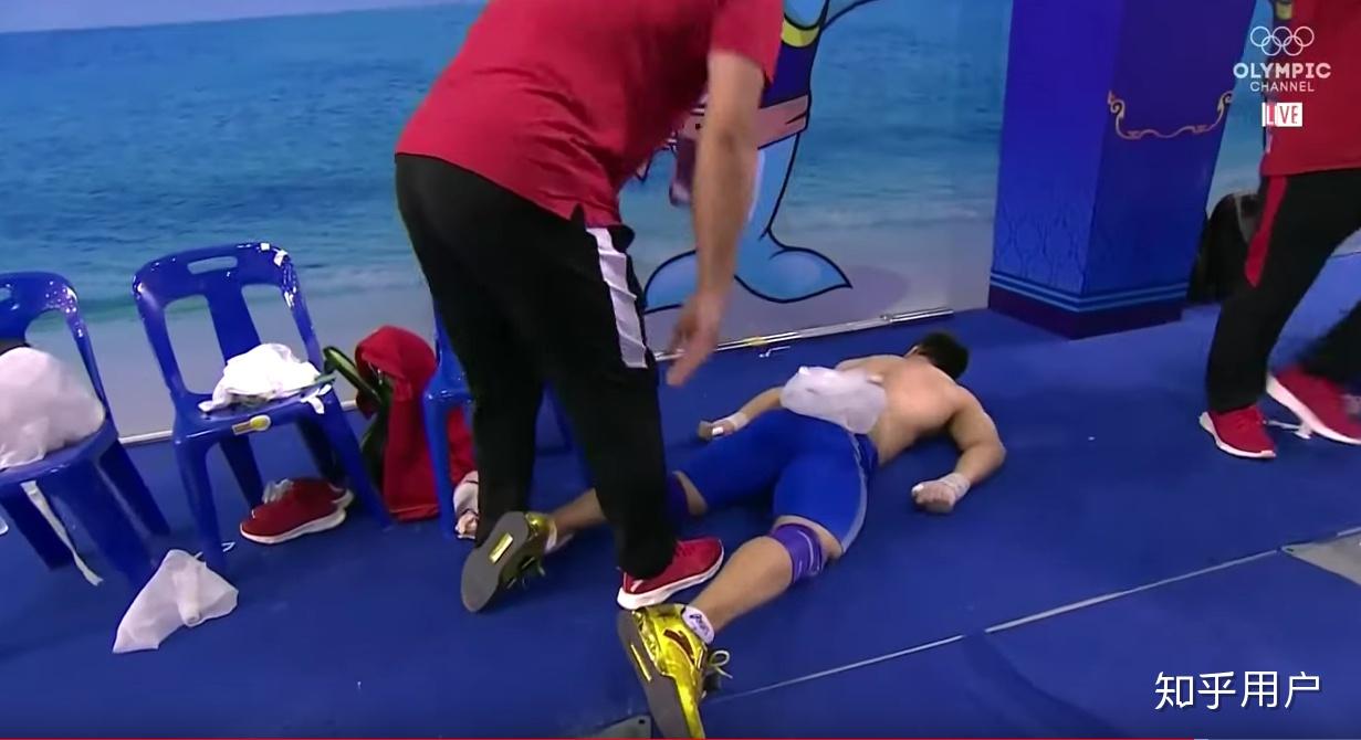 如何评价吕小军和李大银在2019年举重世锦赛上先后打破世界纪录的表现